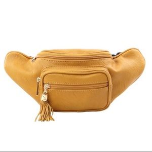 High Fashion Fanny Packs!!! Perfectly fashionable and convenient for all!